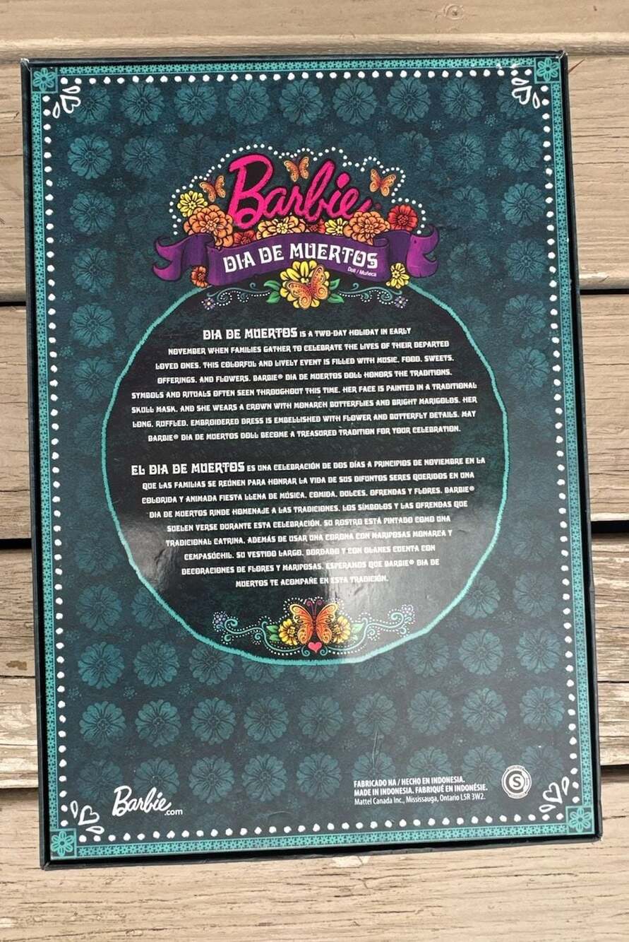 Barbie Signature Dia De Muertos Day of the Dead Collector Doll FXD52 - Picture 4 of 4